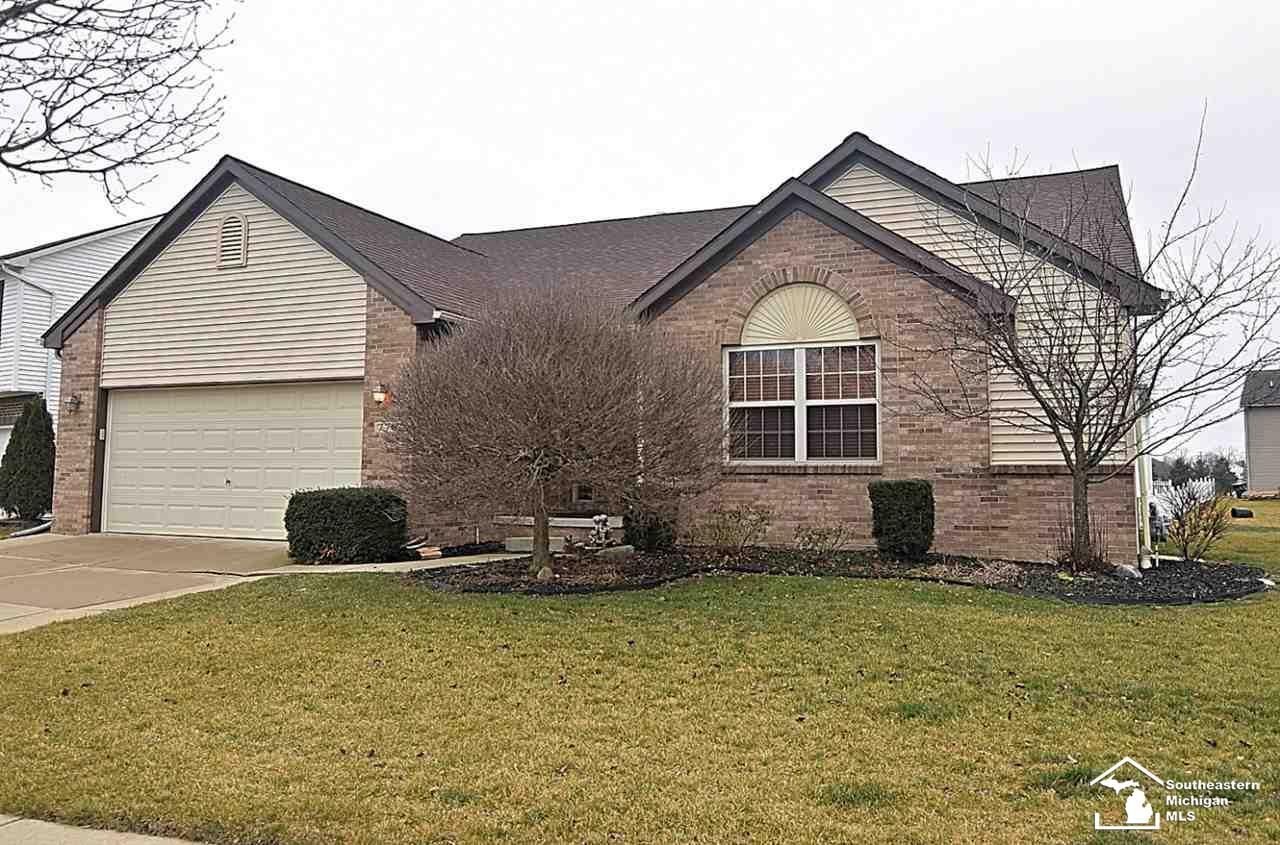 Property Photo:  770 Falcon Dr  MI 48131 