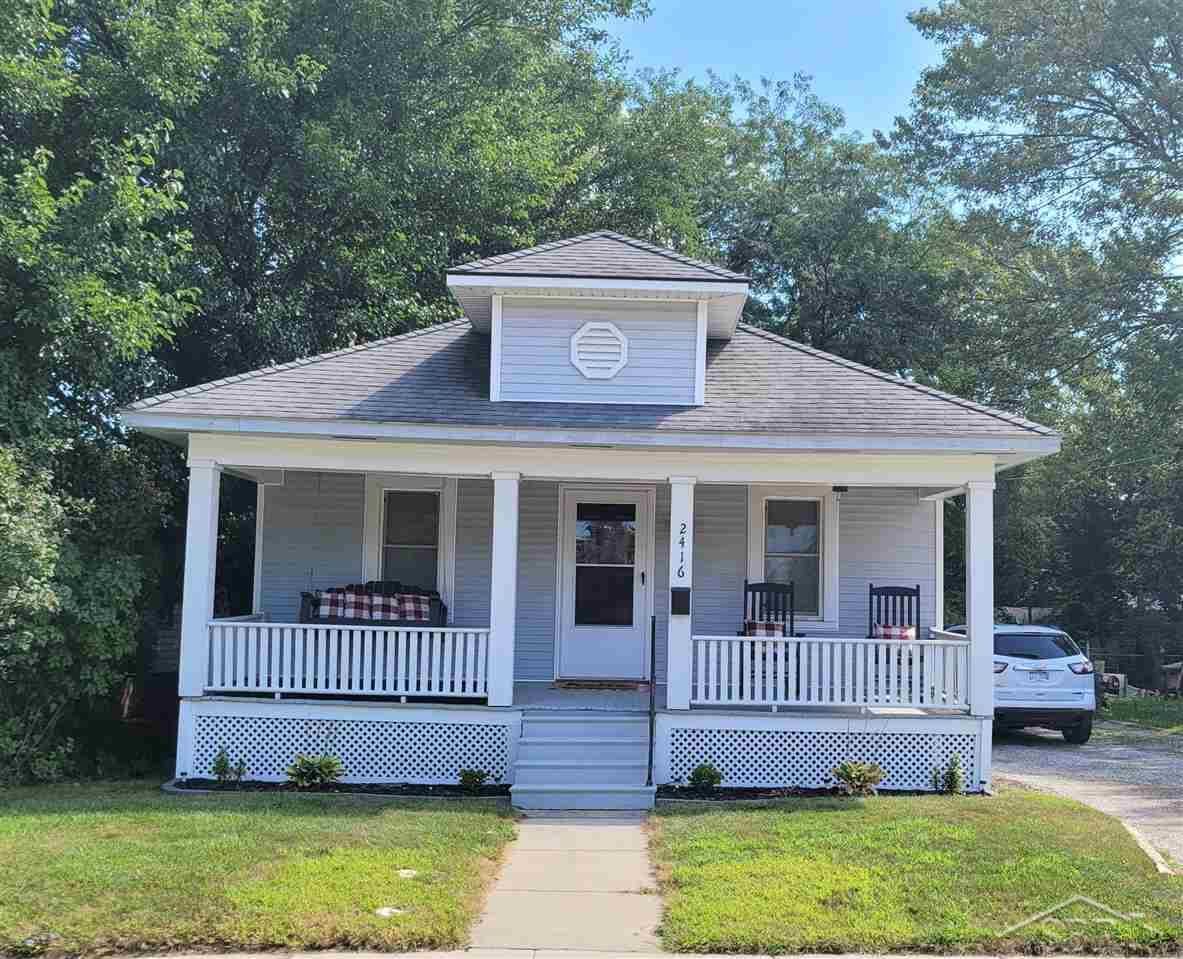 Property Photo: 2416 Bay St MI 48602