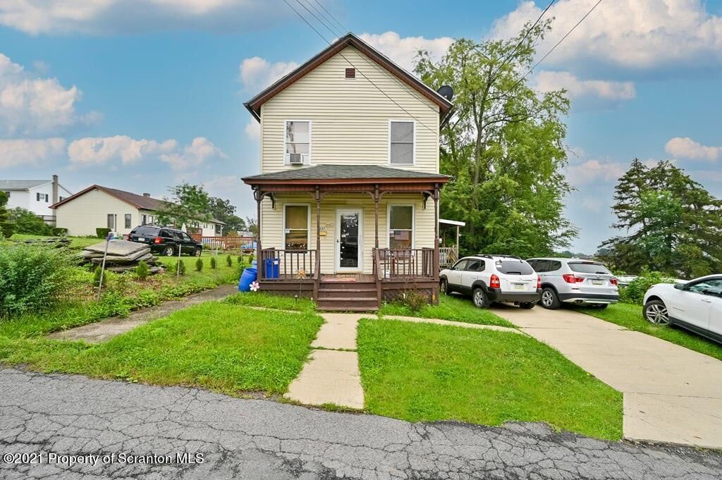 Property Photo:  337 Soldiers Court  PA 18504 