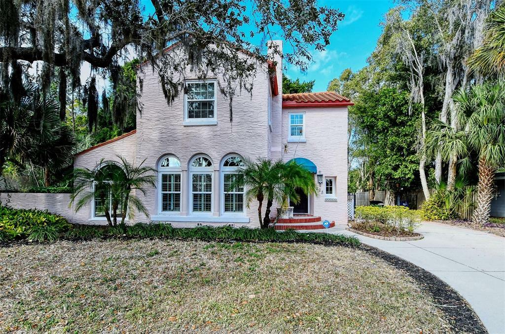 Property Photo:  325 Whitfield Avenue  FL 34243 