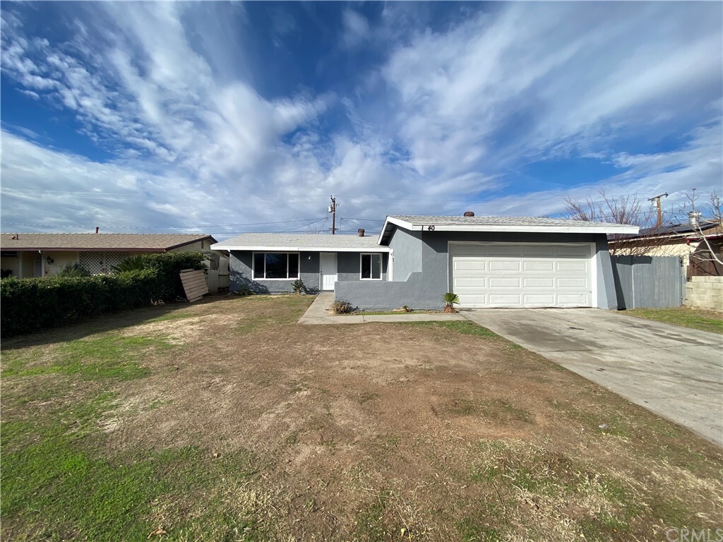 Property Photo: 1340 Rogers Lane CA 92404
