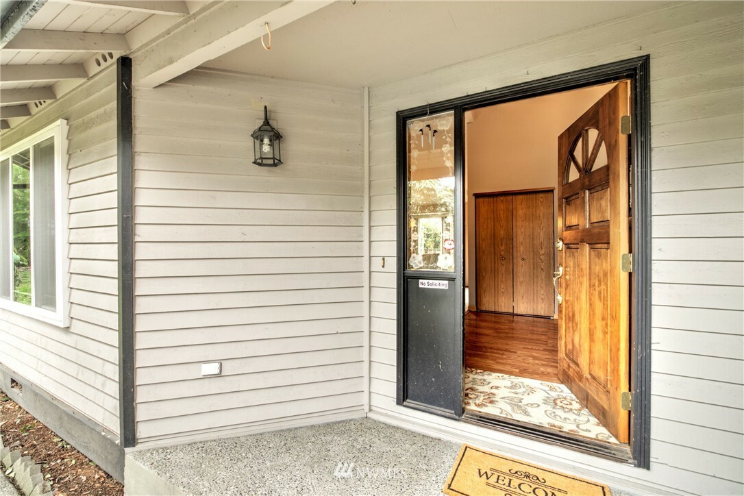 Property Photo:  3732 209th Place SW  WA 98036 