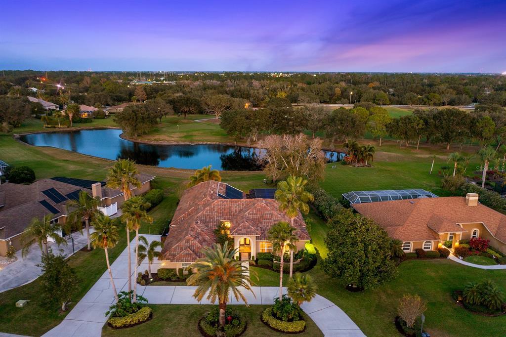 Property Photo: 6417 Spyglass Lane FL 34202