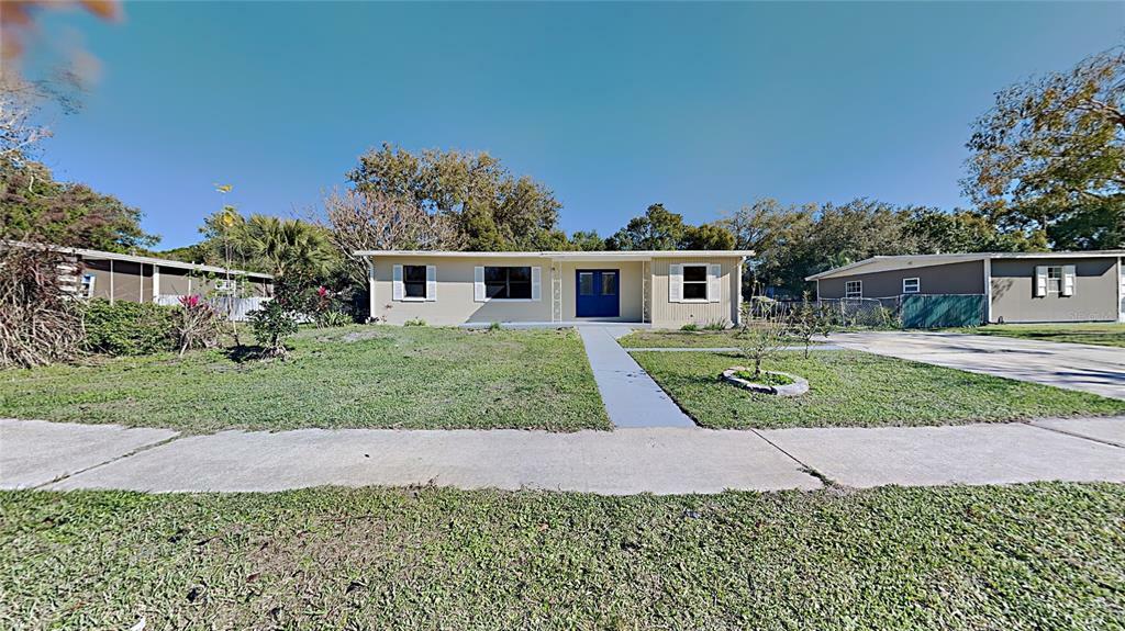 Property Photo:  1139 Hastings Drive  FL 32725 