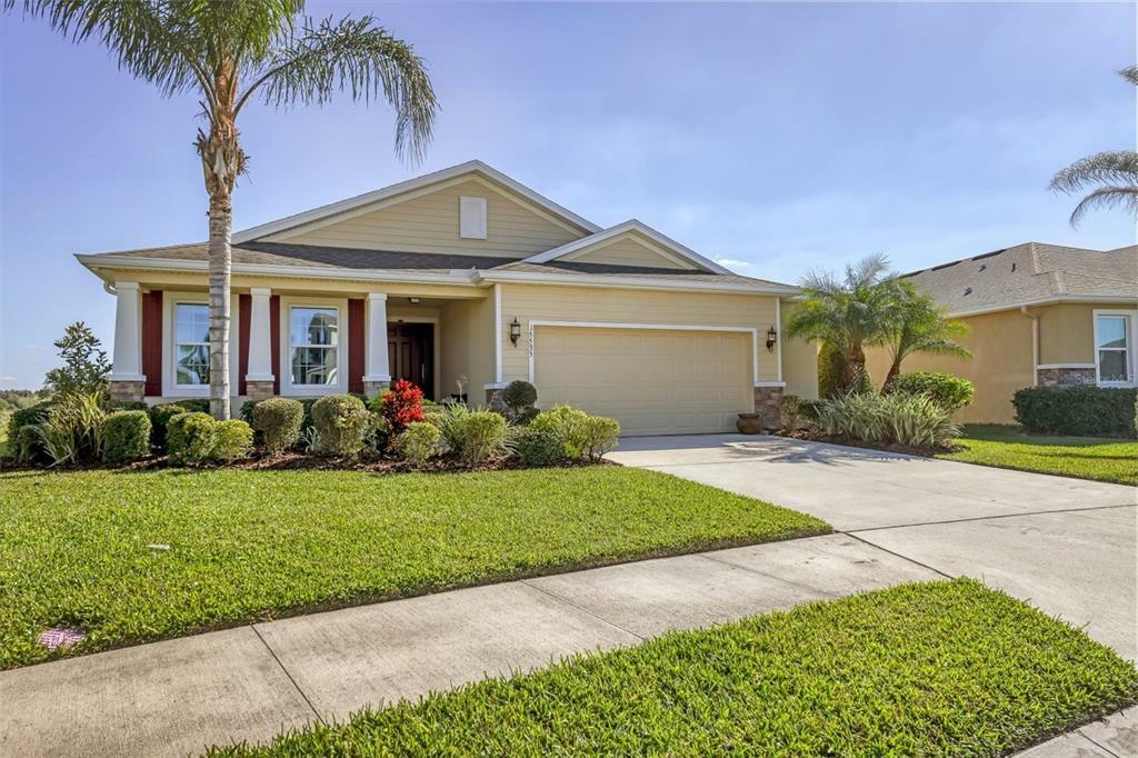 Property Photo: 15535 Trinity Fall Way FL 34212