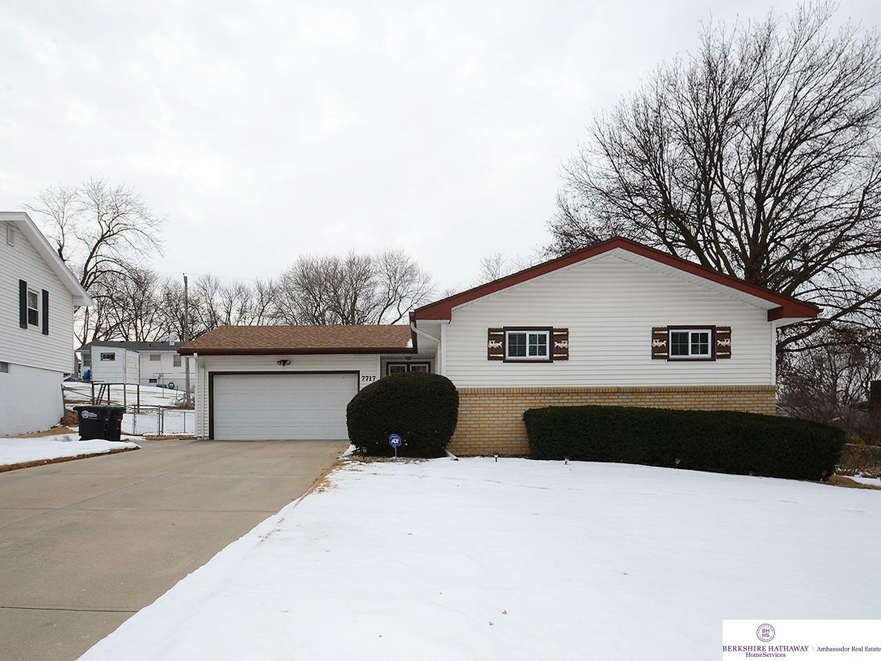 Property Photo:  7717 Pasadena  NE 68124 