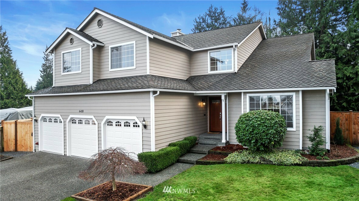 Property Photo:  6410 140th Place SE  WA 98296 