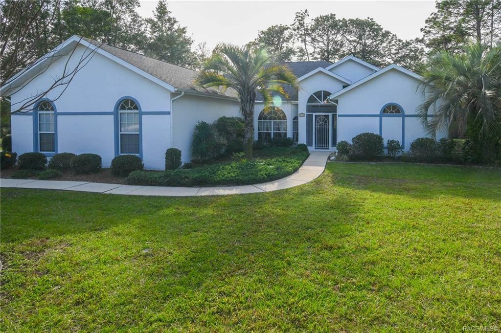 Property Photo:  5690 N Carnation Drive  FL 34465 