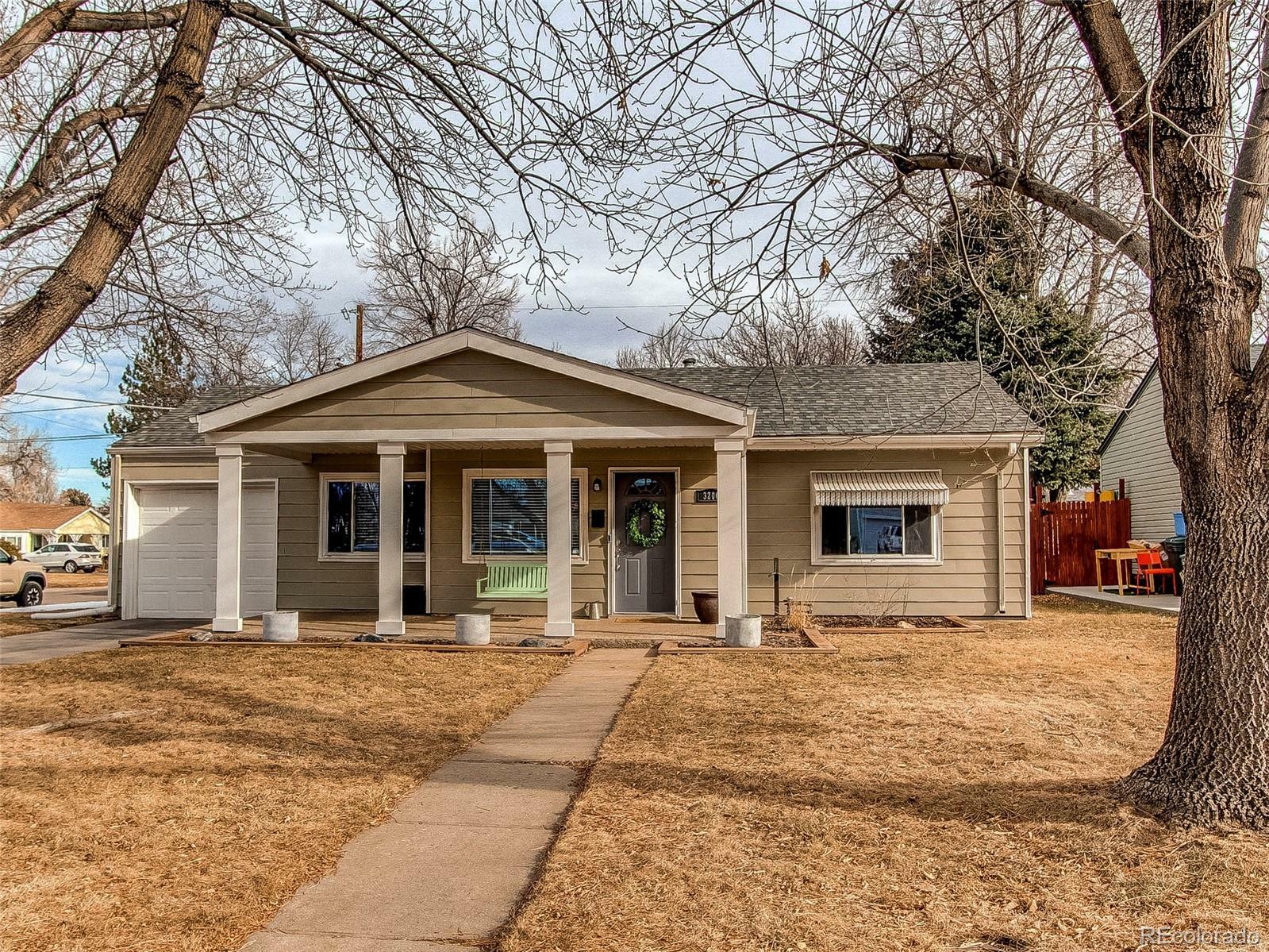 Property Photo:  3200 S Forest Street  CO 80222 