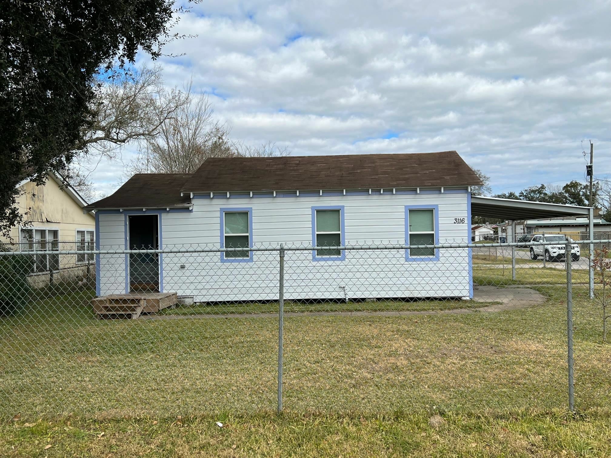 Property Photo:  3116 Western Ave  TX 77630 