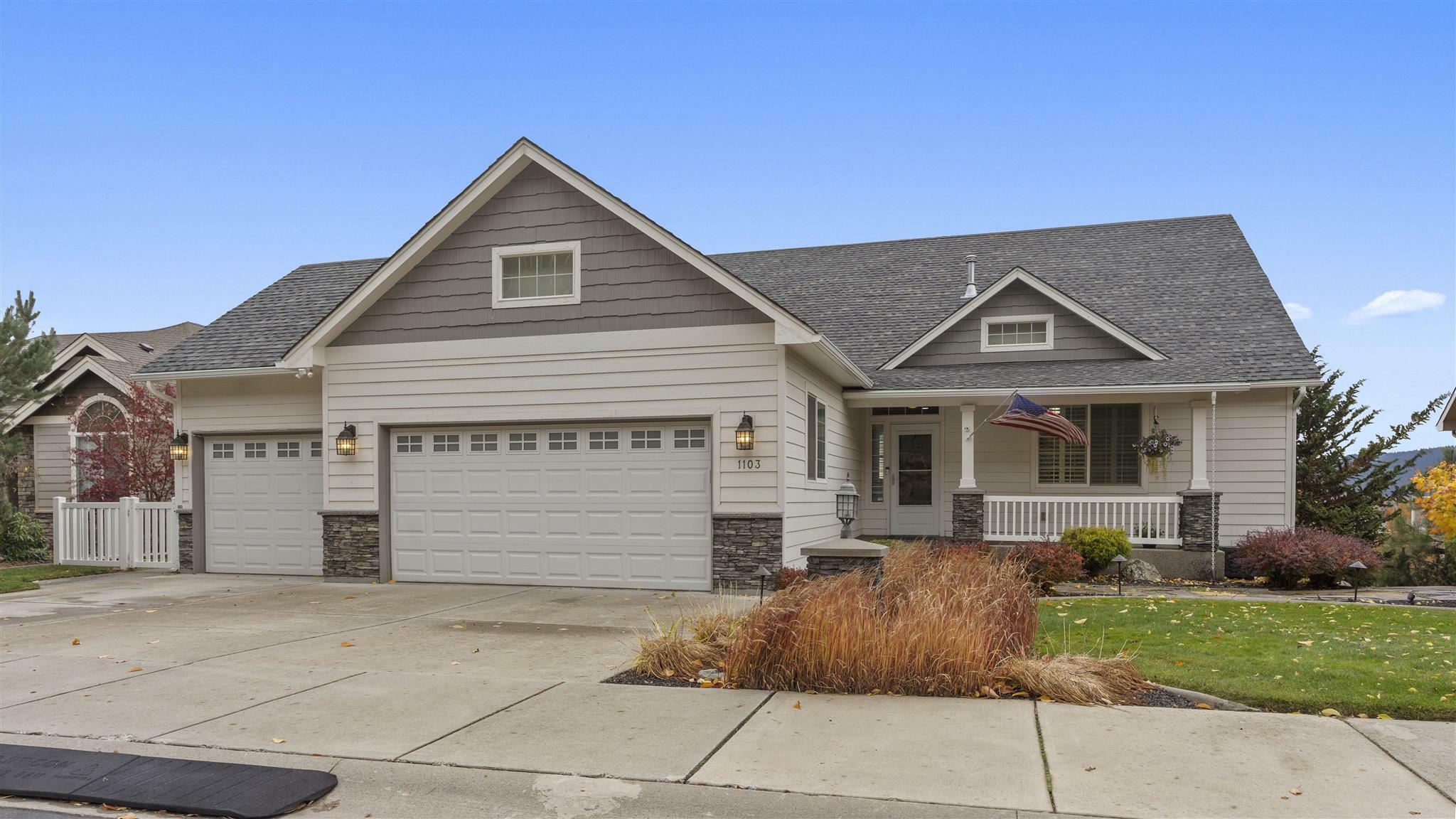 Property Photo:  1103 N Lancashire Ln  WA 99019 