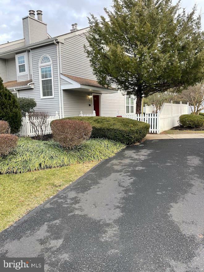 Property Photo:  604 Rose Hollow Drive B  PA 19067 