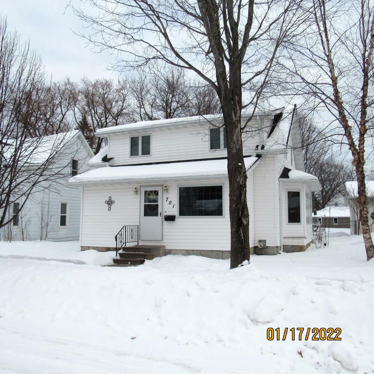 Property Photo:  701 North Genesee Street  WI 54452 