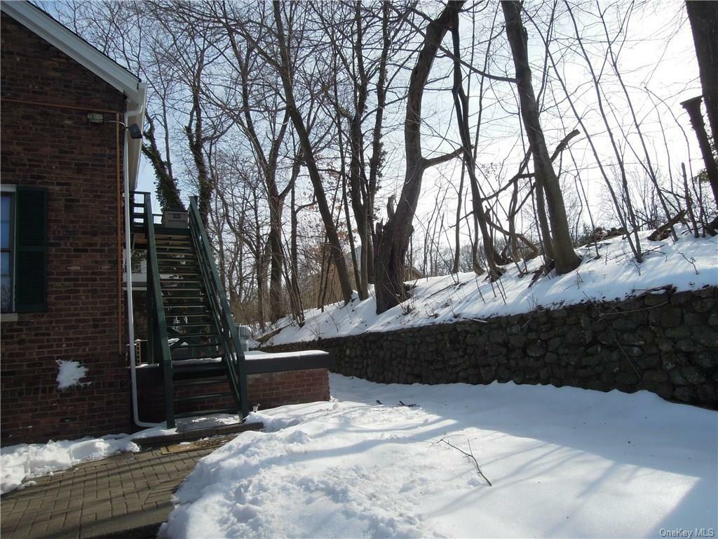 Property Photo:  49 Congers Road 6  NY 10956 