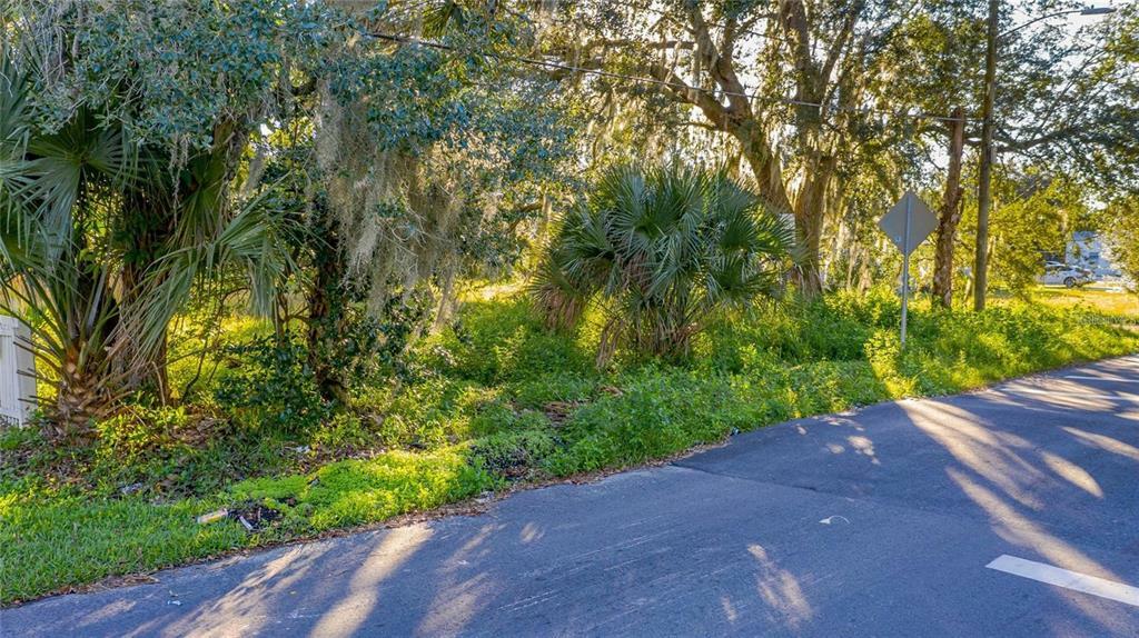 Property Photo:  1415 W 12th Street  FL 32771 