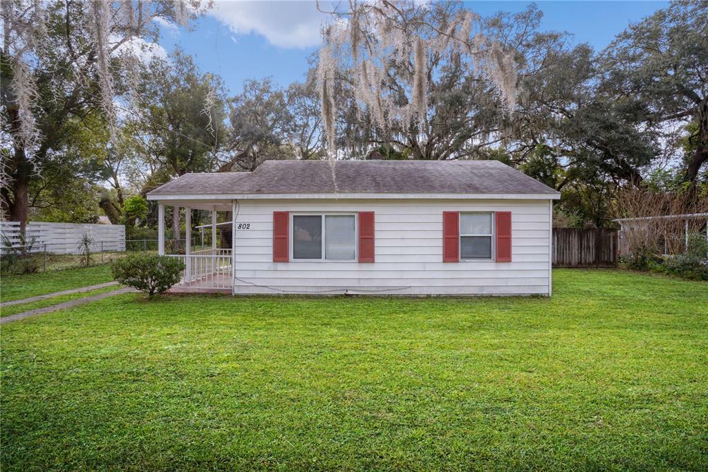 Property Photo:  802 Mission Drive  FL 34785 