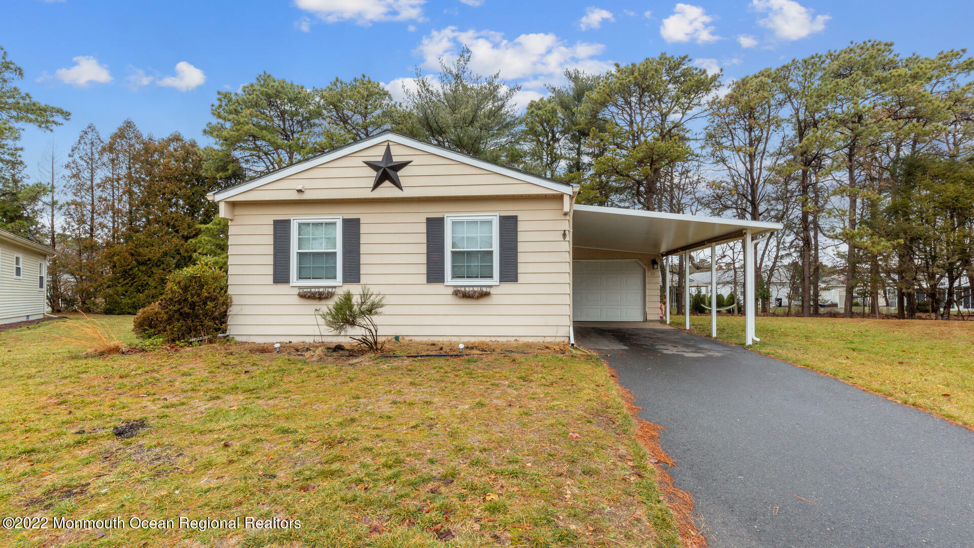 Property Photo:  23 Redlands Court  NJ 08757 