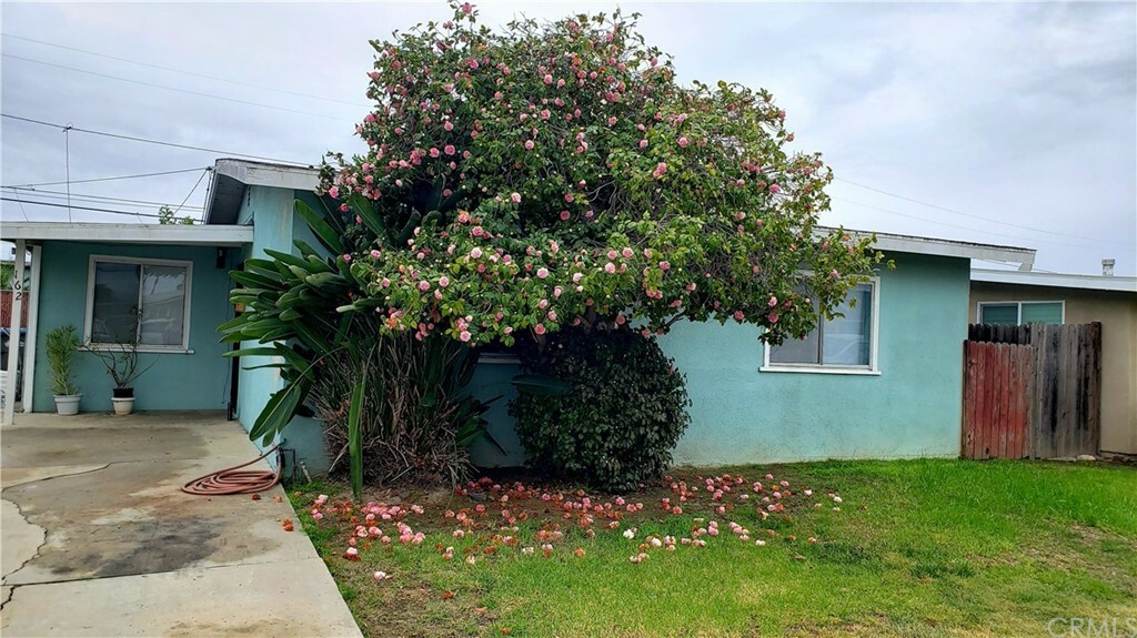 Property Photo: 162 W 234th Place CA 90745
