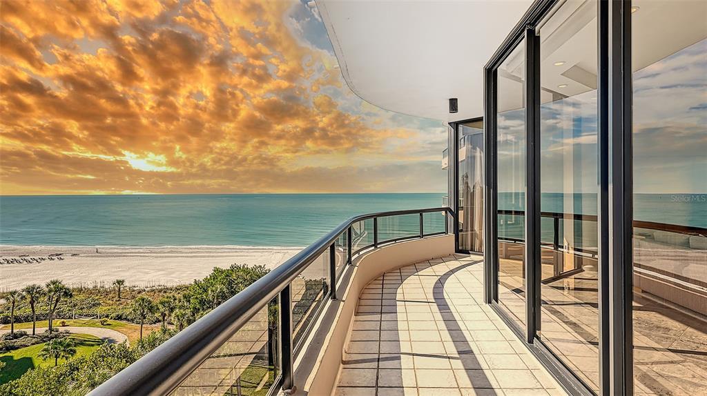 Property Photo: 415 L Ambiance Drive B602 FL 34228