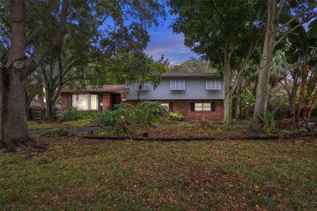 Property Photo: 3519 Shore Acres Boulevard NE FL 33703