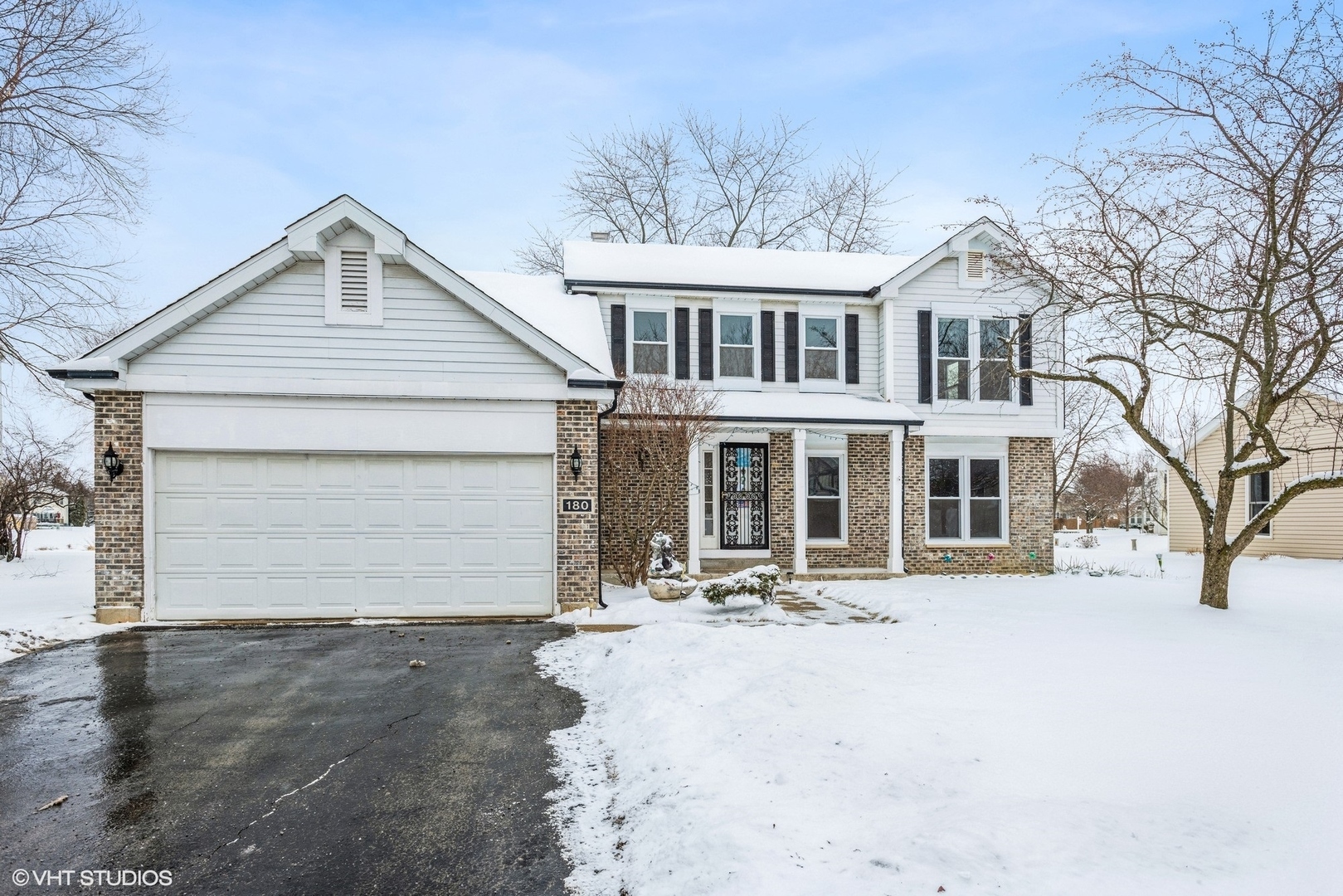 Property Photo: 180 W Brookwood Lane IL 60440