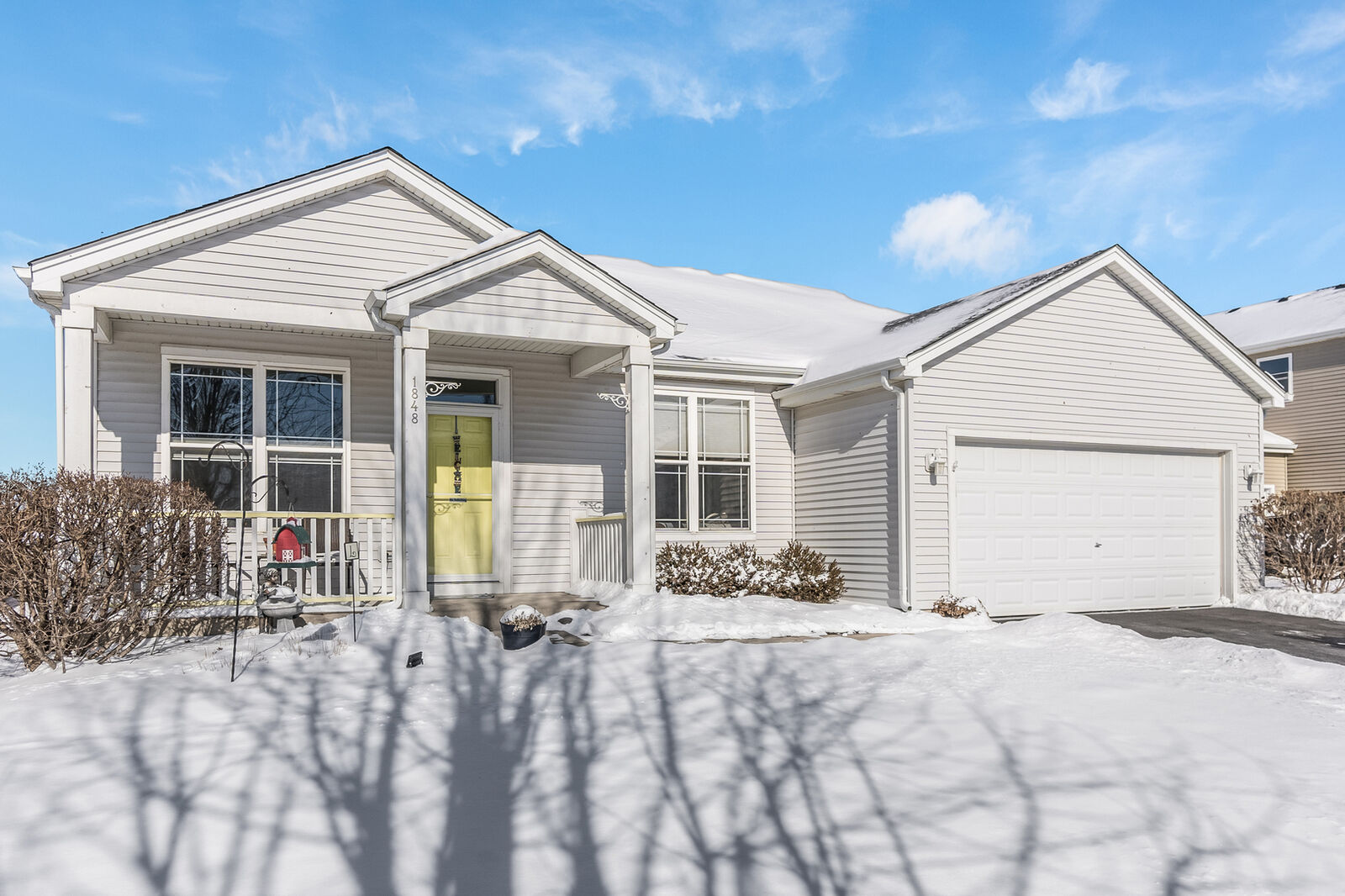 Property Photo: 1848 Fescue Drive IL 60504