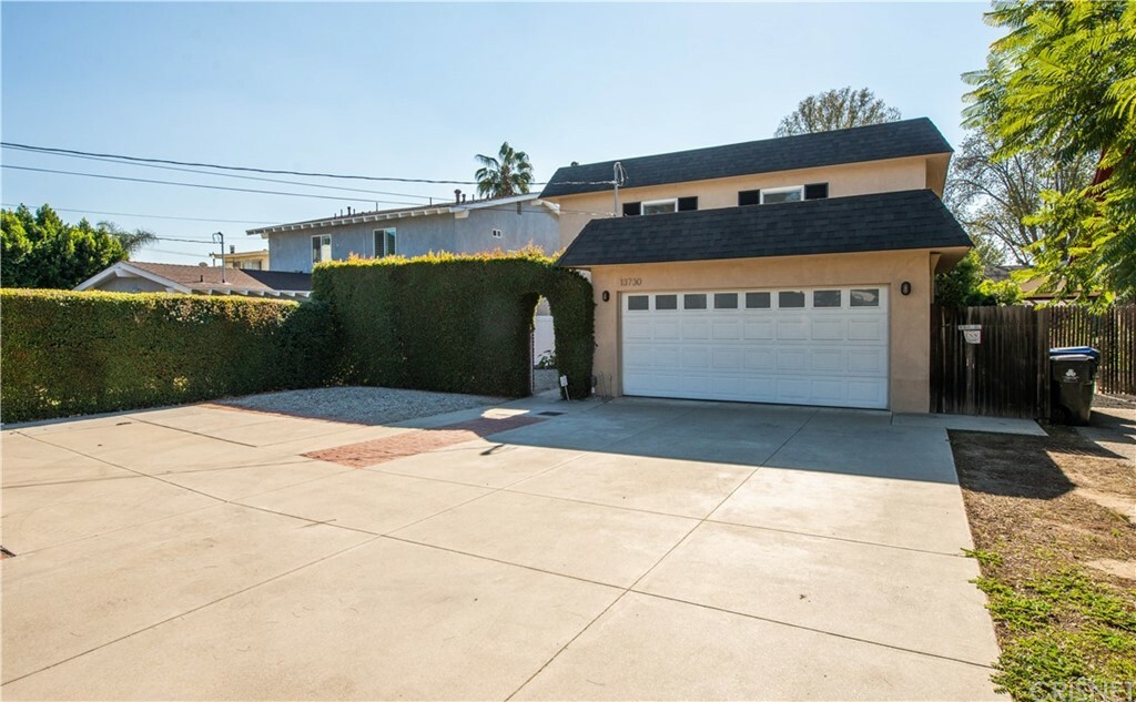 Property Photo:  13730 Erwin Street  CA 91401 