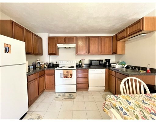 Property Photo: 6 McLean Pl 4 MA 02140