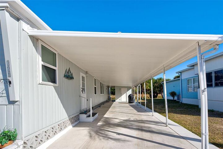 Property Photo: 321 Roma Road FL 34285