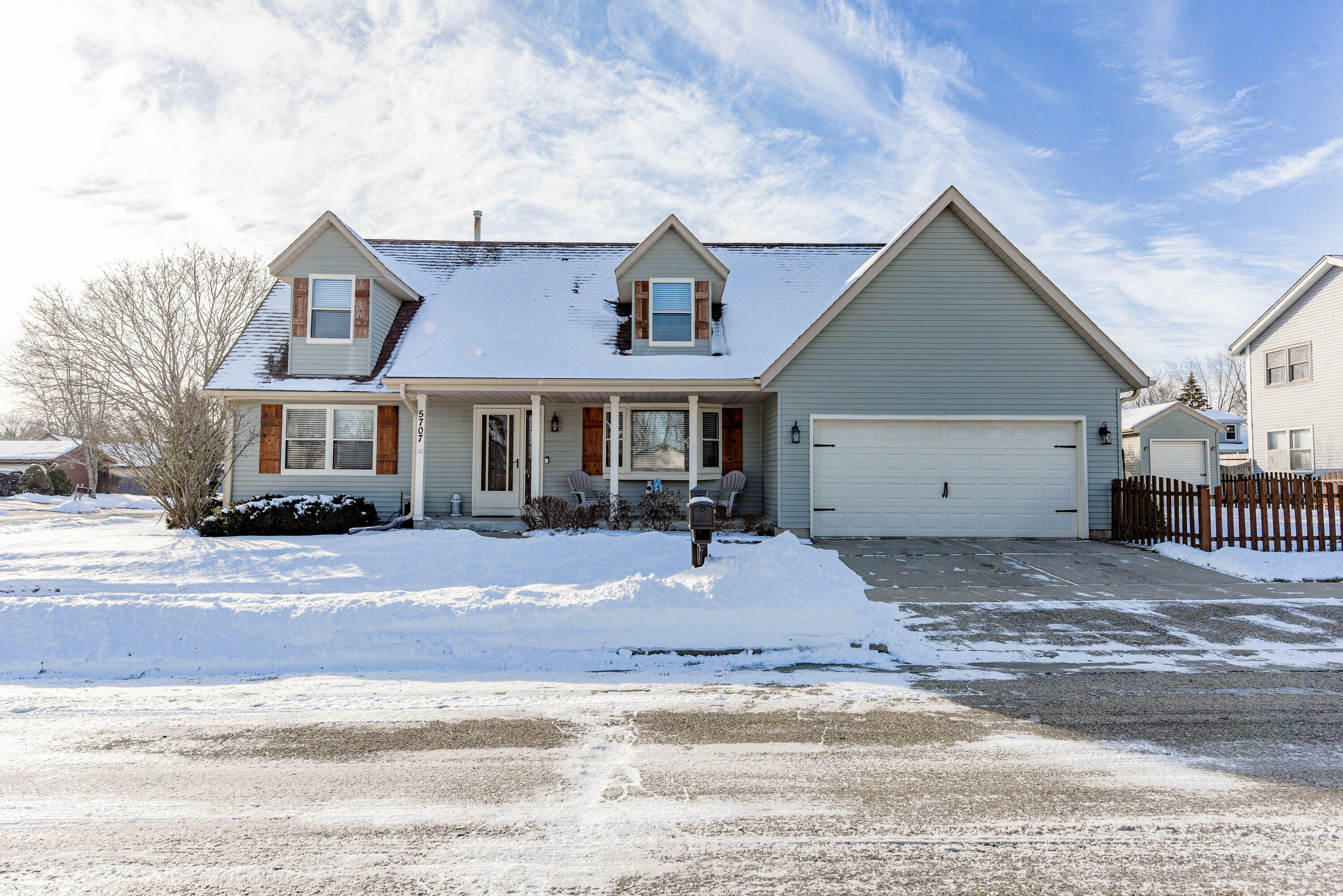 Property Photo: 5707 82nd Pl WI 53142