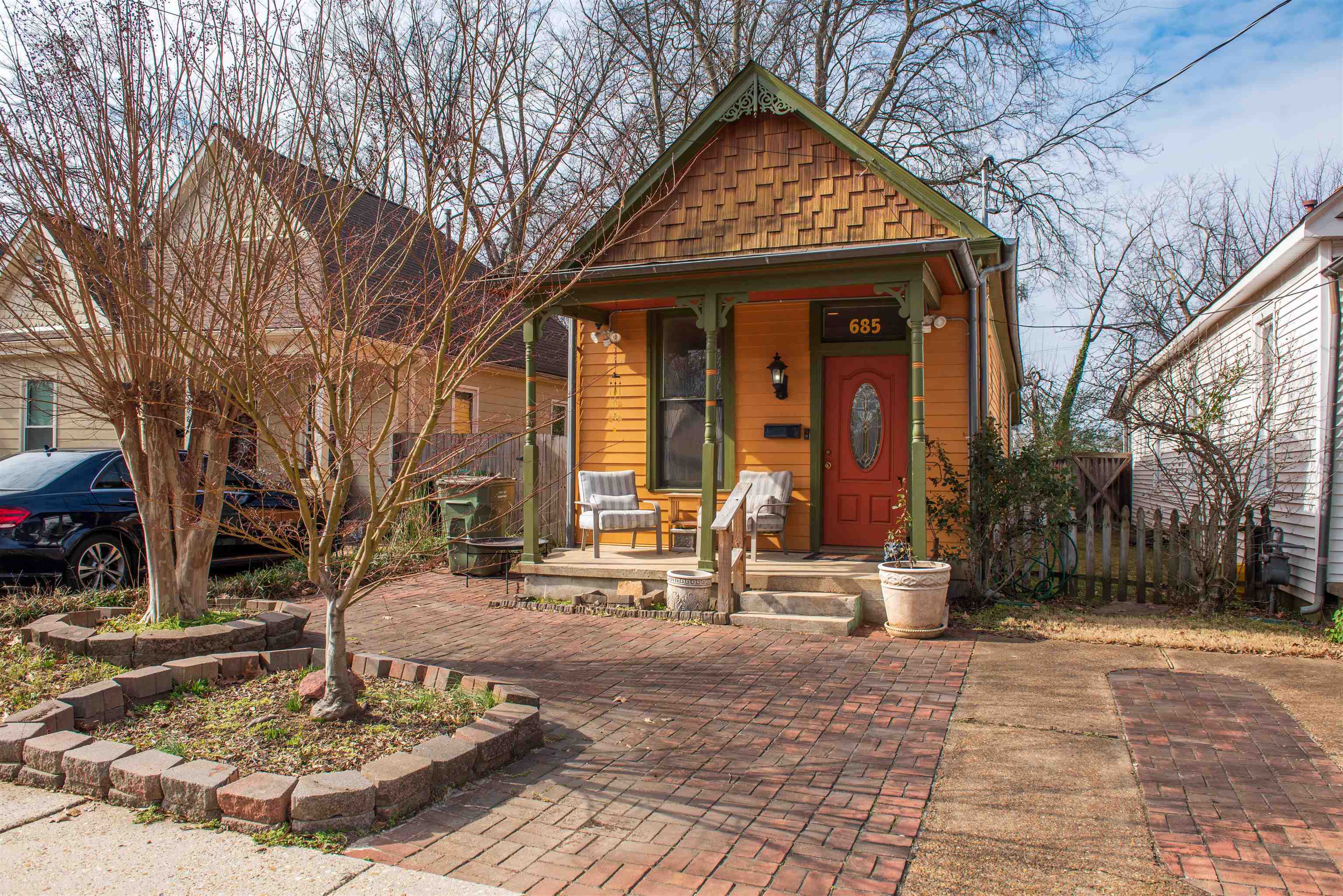 Property Photo:  685 New York St  TN 38104 