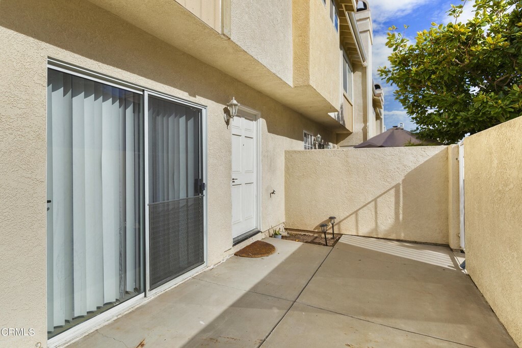 Property Photo:  5253 Columbus Place  CA 93033 