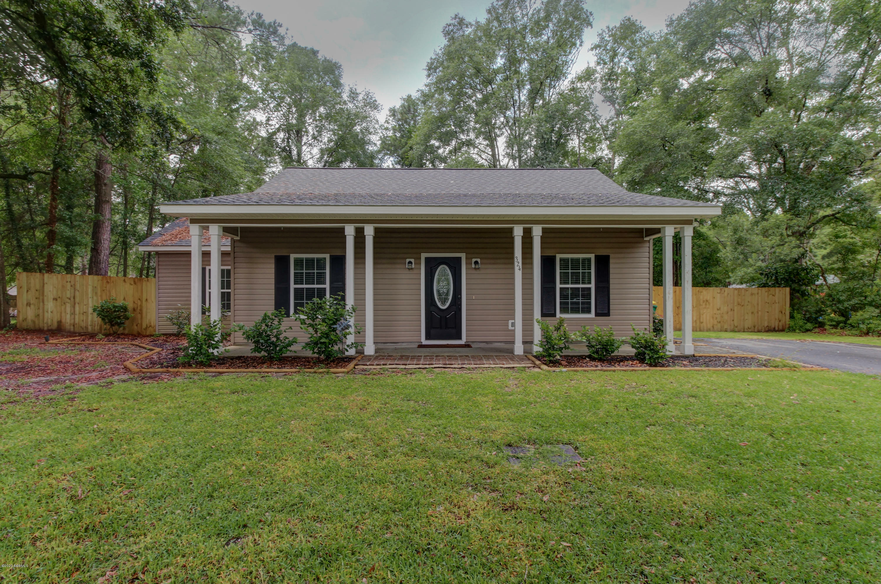 324 Adams Street  Ridgeland SC 29936 photo