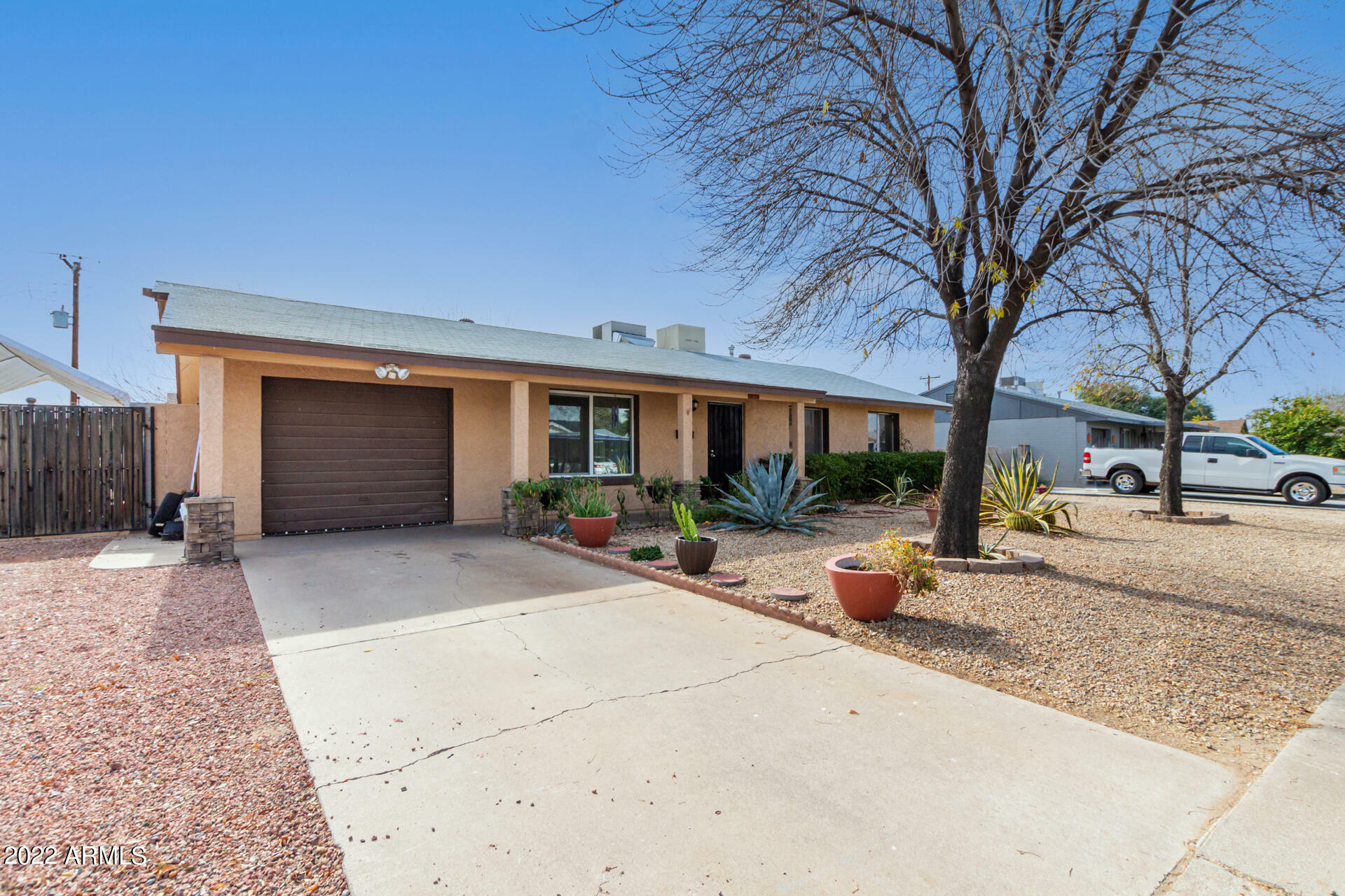 Property Photo:  8225 W Piccadilly Road  AZ 85033 