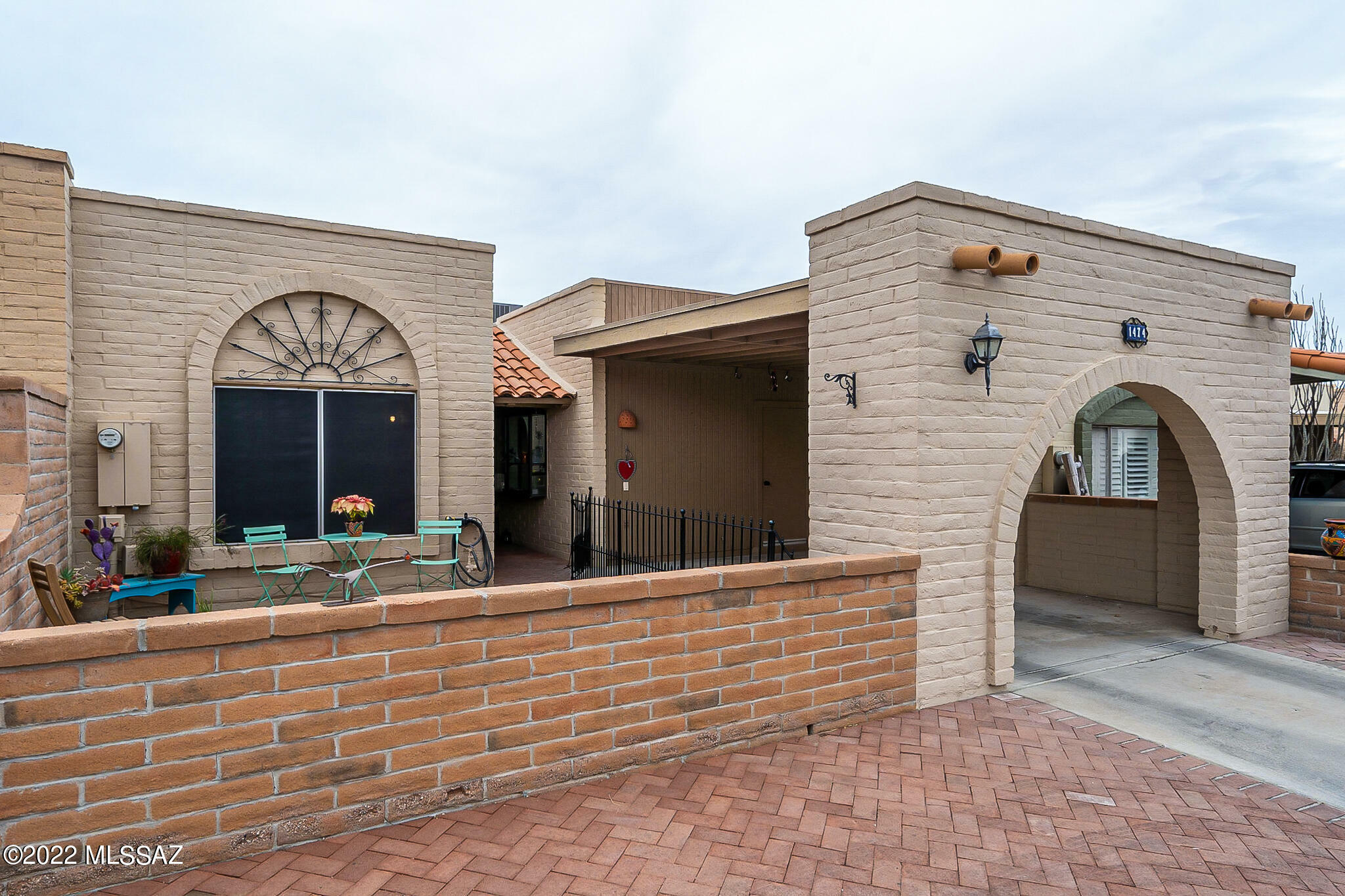 Property Photo:  1474 W Calle Mendoza  AZ 85622 