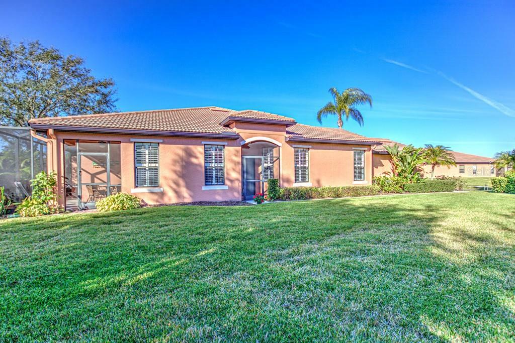 Property Photo:  149 Shell Falls Drive  FL 33572 