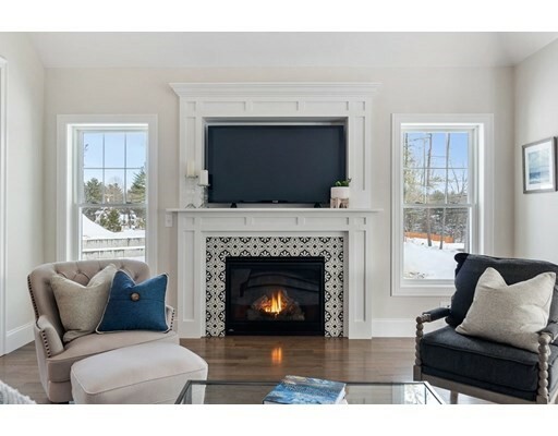 Property Photo: 10 Balsam Circle 10 MA 01886