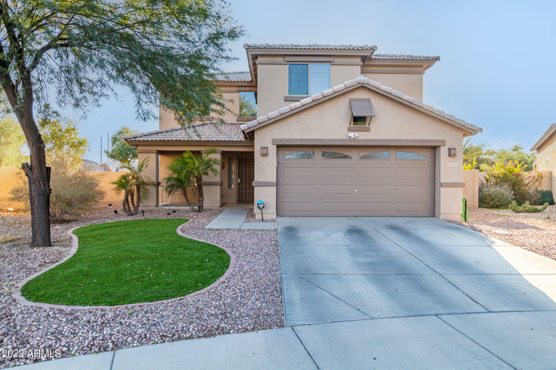 Property Photo:  9417 W Pioneer Street  AZ 85353 