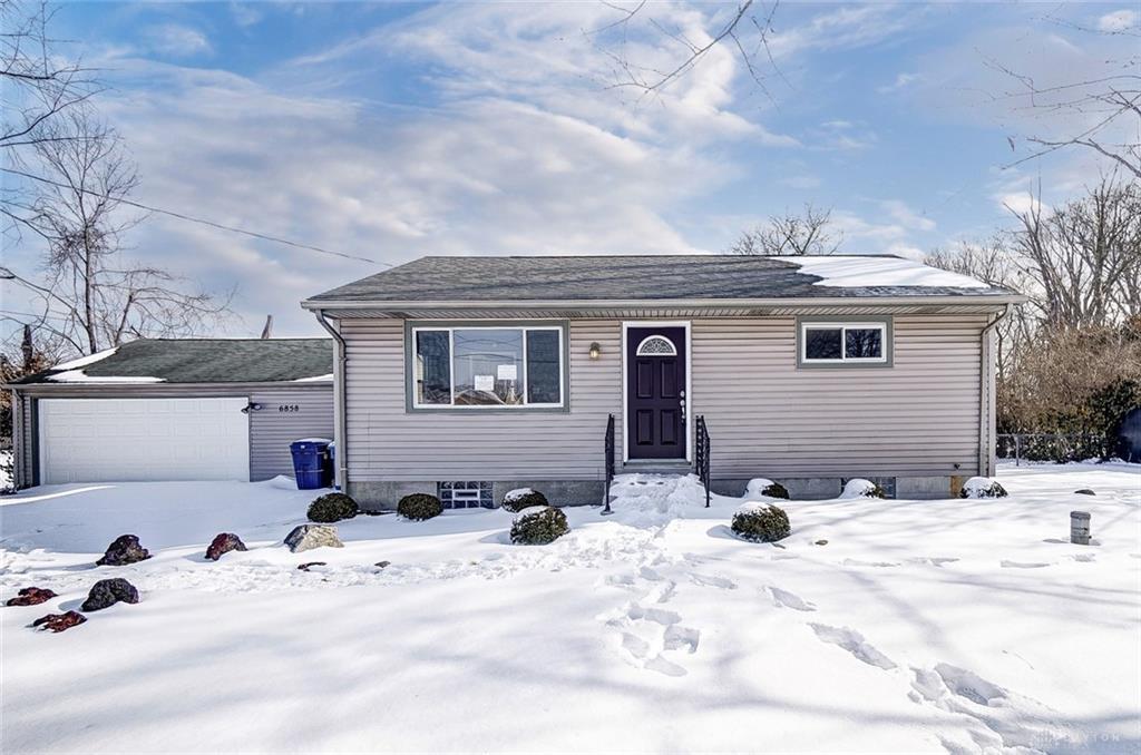 Property Photo:  6858 Taywood Road  OH 45322 