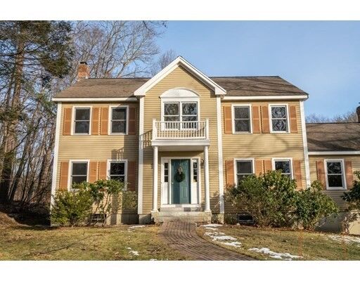 Property Photo: 9 Conant St MA 01720