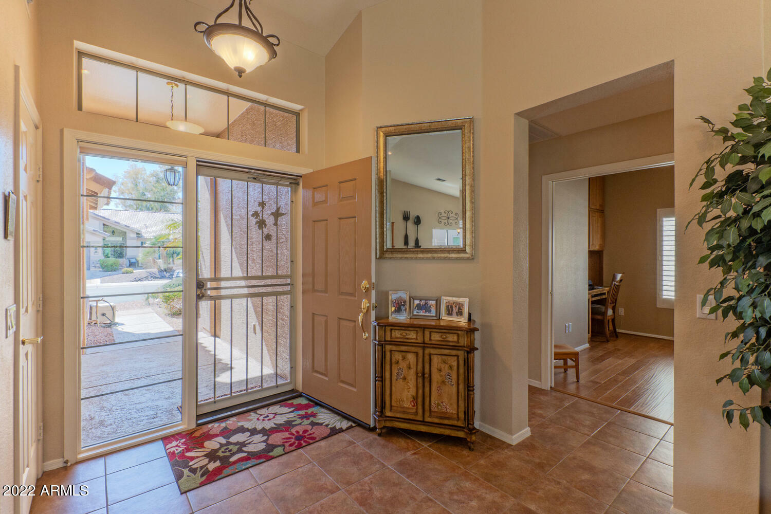 Property Photo: 15662 W Earll Drive AZ 85395