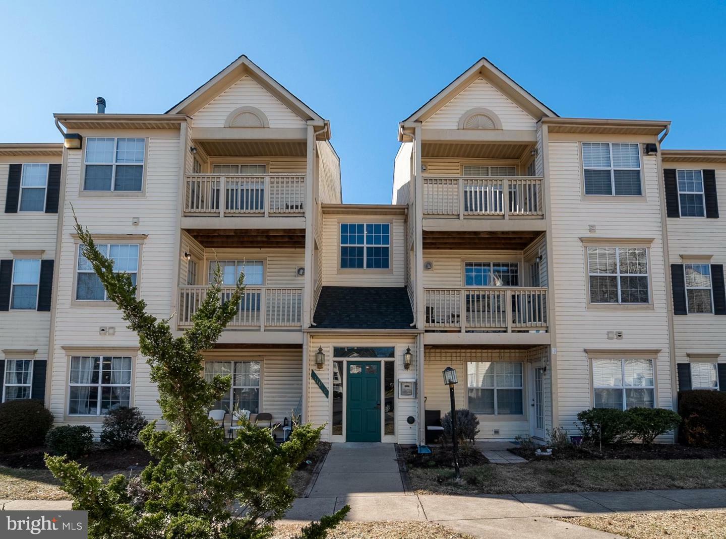Property Photo: 11010 Koman Circle 201 VA 20109