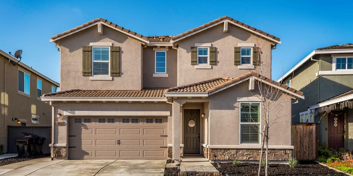 Property Photo:  2517 Mead Way  CA 95747 