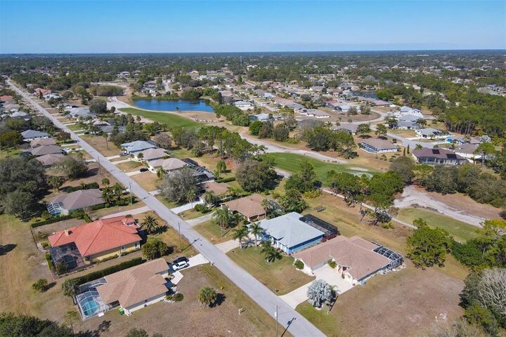 Property Photo:  74 Pinehurst Court  FL 33947 