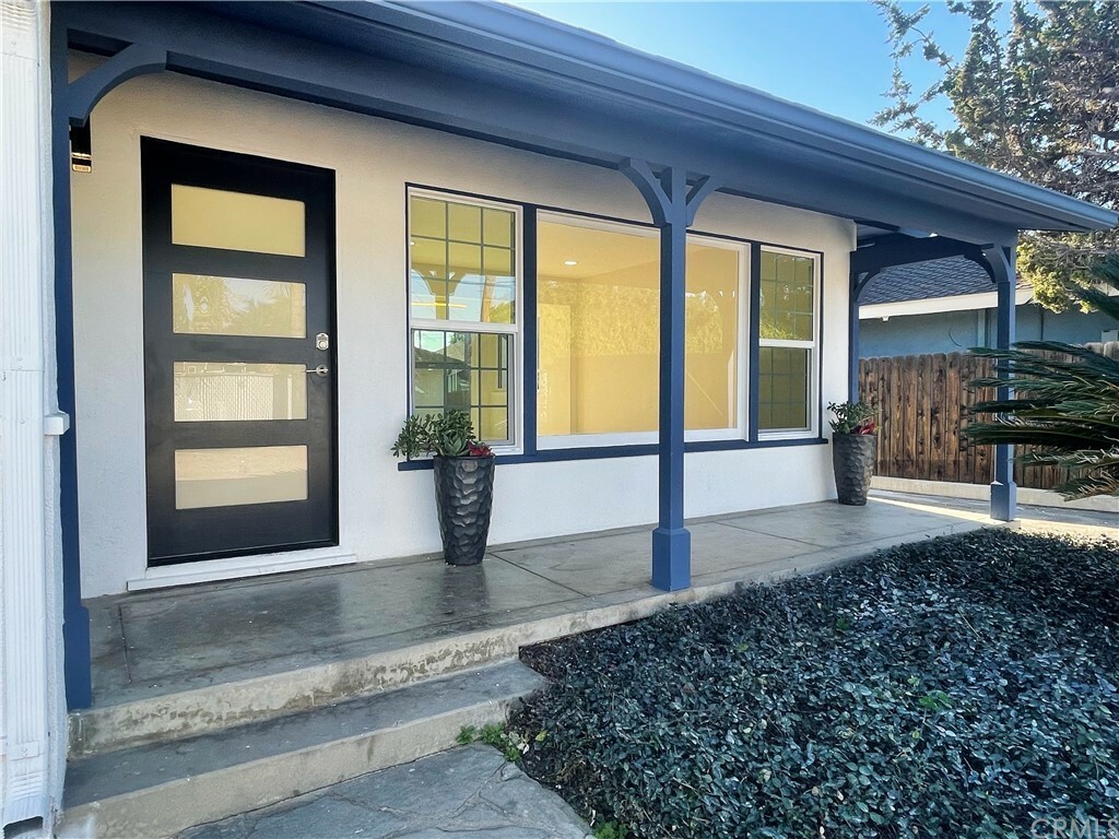 Property Photo:  1376 La Colina Drive  CA 92780 