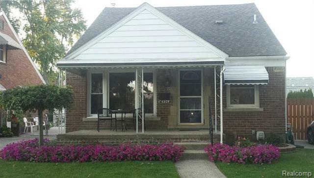 Property Photo:  17831 Biehl Street  MI 48066 