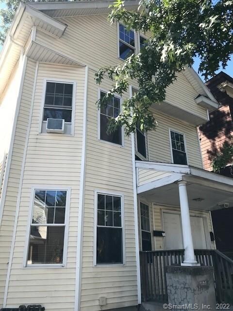 Property Photo:  42 Button Street  CT 06511 