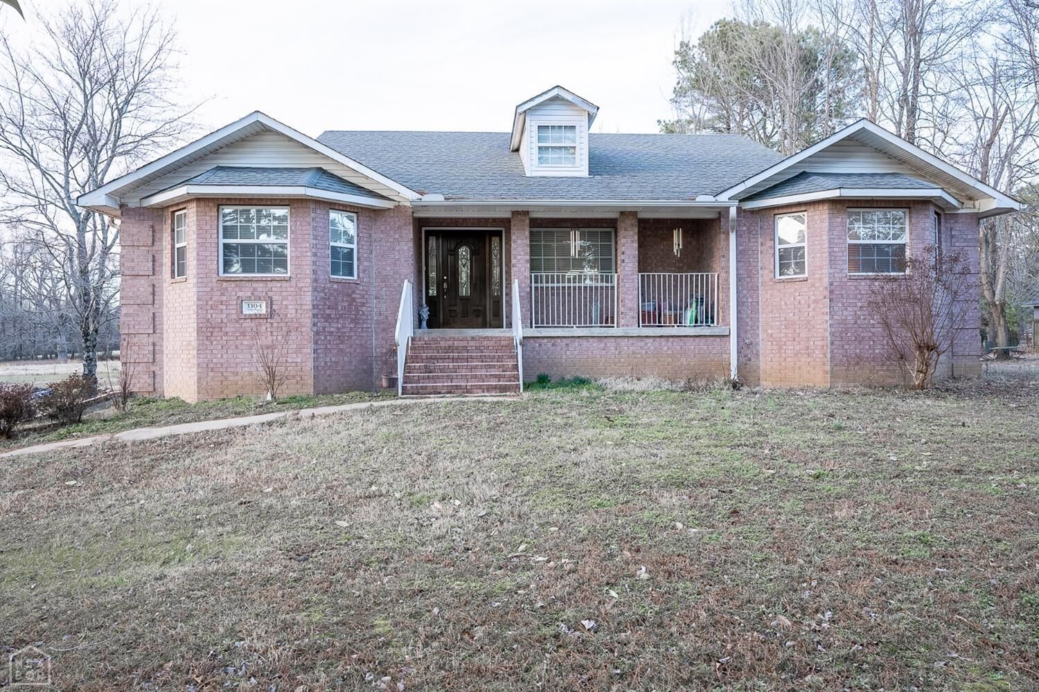 Property Photo:  1104 E Thomas Green Road  AR 72401 