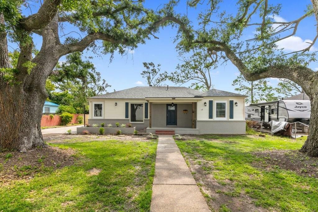 Property Photo:  3711 Swanee Street  LA 70607 