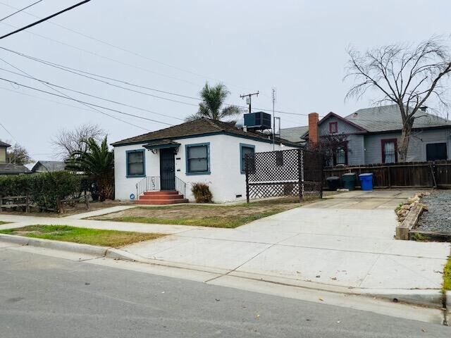 Property Photo:  815 N Harris Street  CA 93230 
